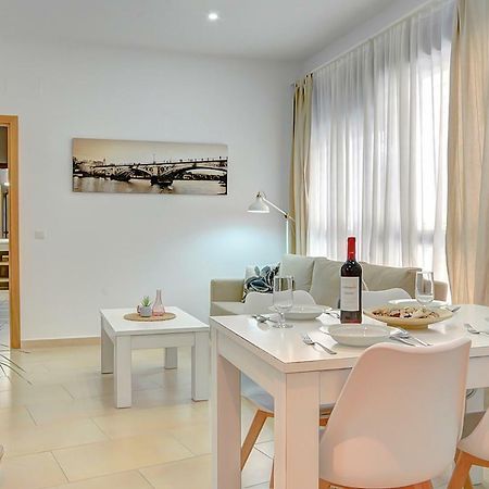 Apartamento San Julian เซบีญา ภายนอก รูปภาพ
