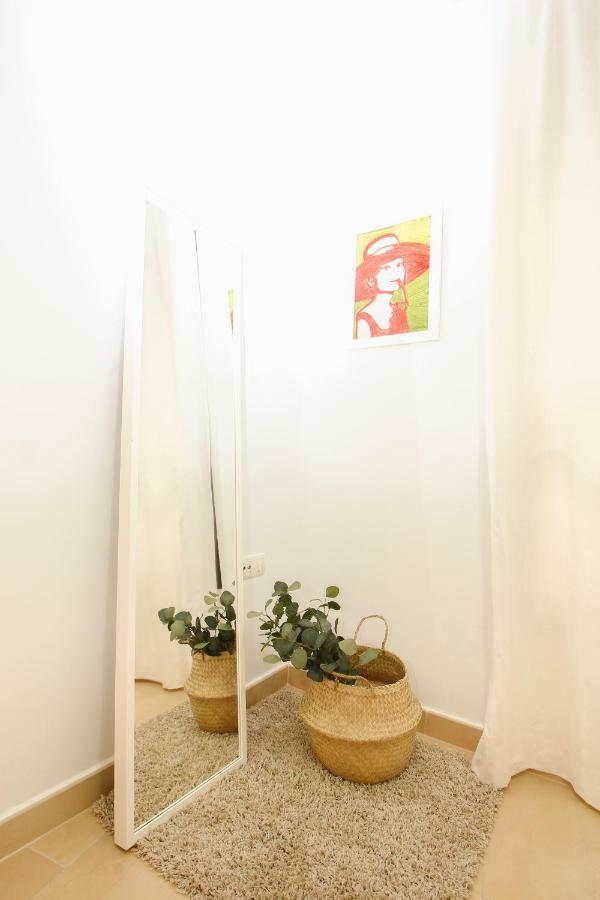 Apartamento San Julian เซบีญา ภายนอก รูปภาพ