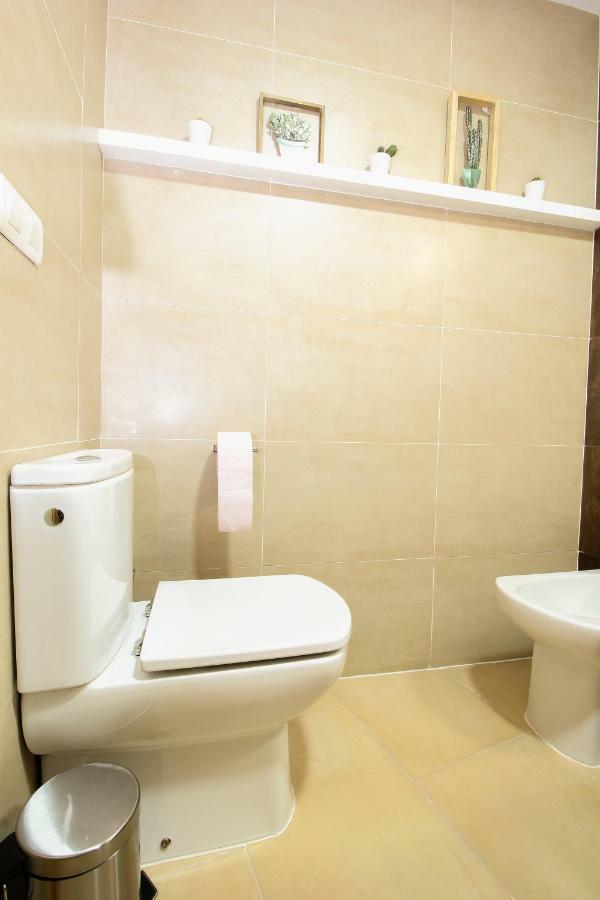 Apartamento San Julian เซบีญา ภายนอก รูปภาพ