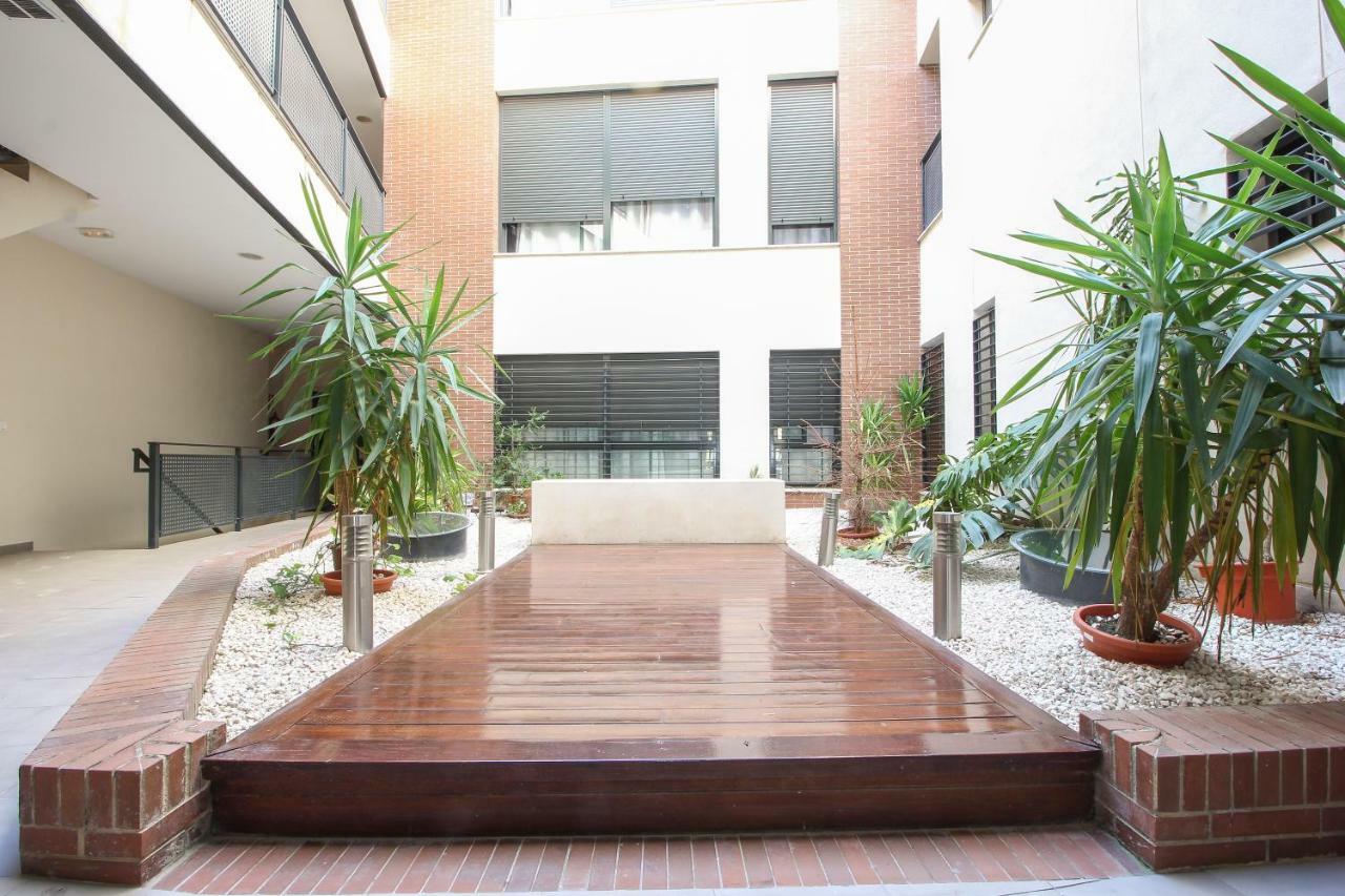 Apartamento San Julian เซบีญา ภายนอก รูปภาพ