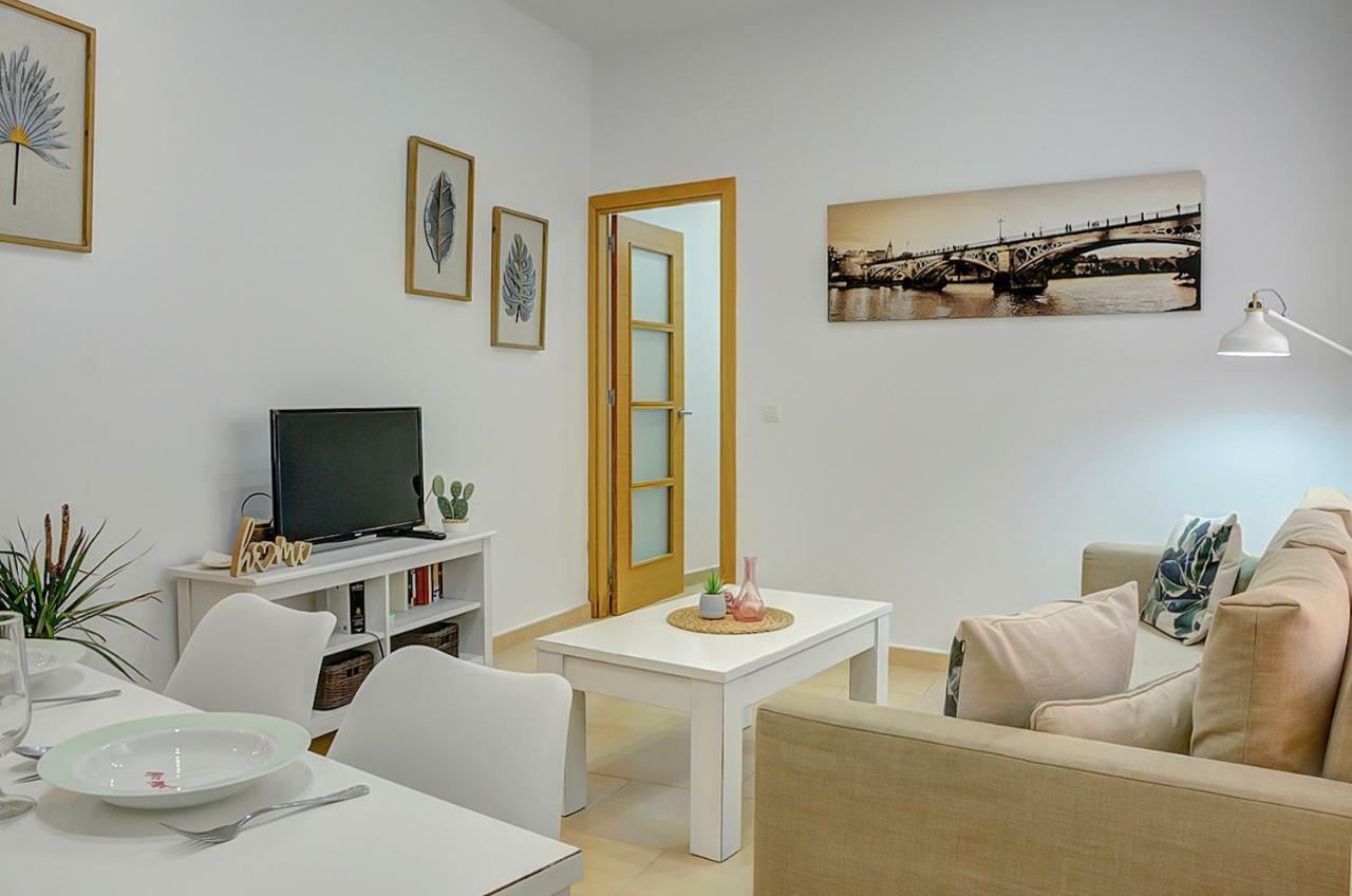 Apartamento San Julian เซบีญา ภายนอก รูปภาพ